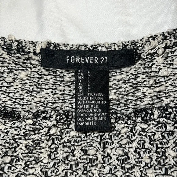 Forever 21 - Picture 4 of 4